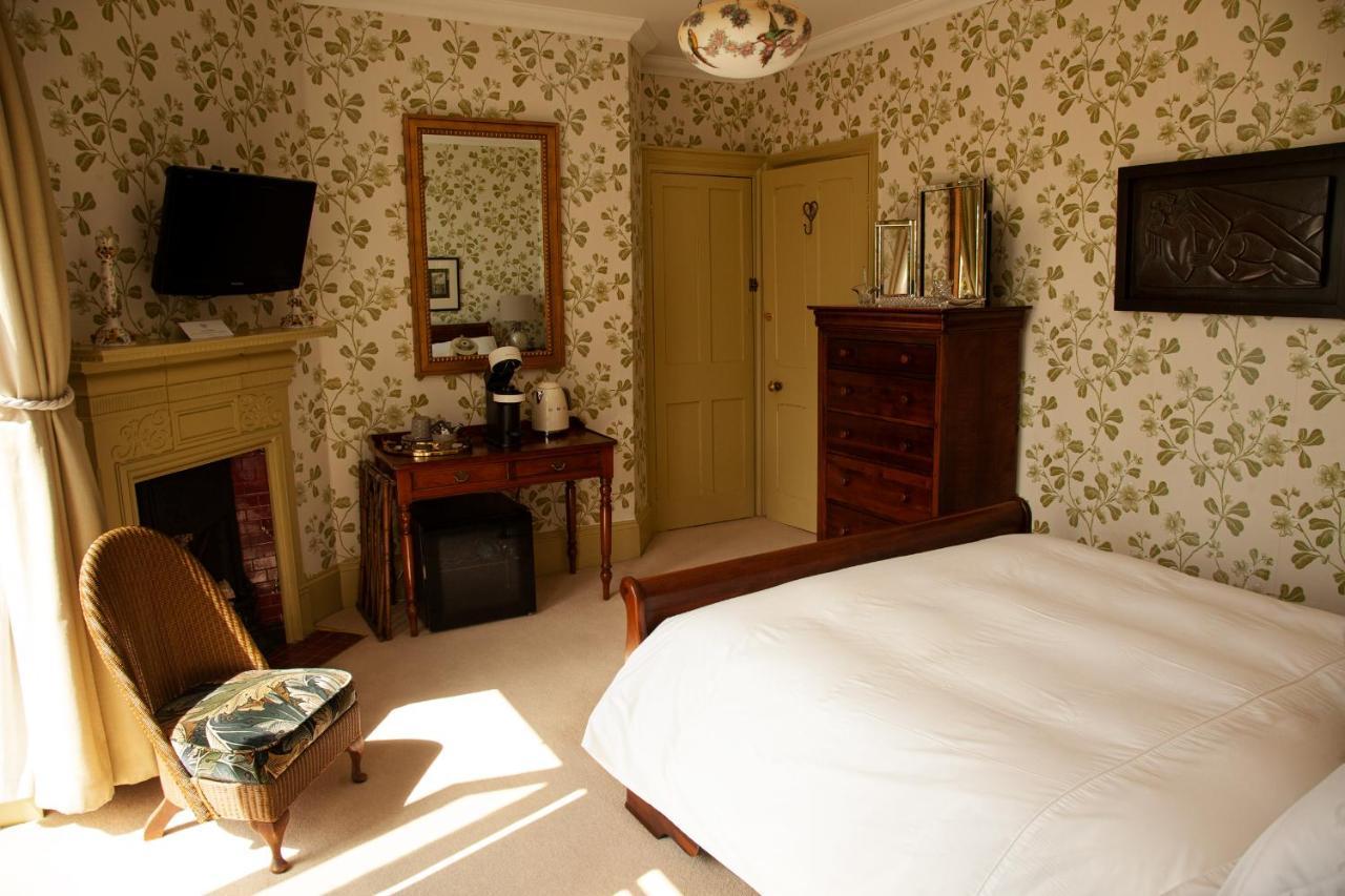 Bed & Breakfast St Katharine's House